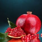 6 Health Benefits of Pomegranates