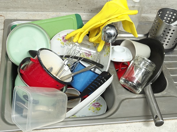Cluttered and messy homes are a major source of stress. Image via: pryzmat | Shutterstock.
