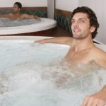 5 Reasons You Can Benefit from Regular  Use of a Hot Tub