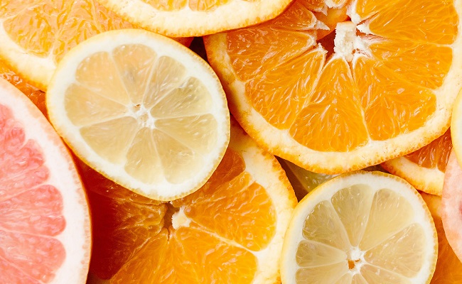 White grapefruit has 1.7 micrograms of selenium which has anti-cancer properties.